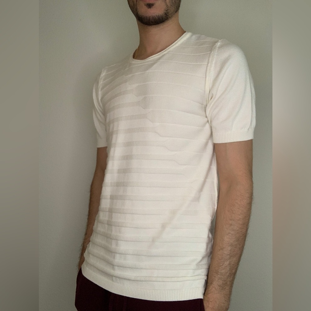 Medium LCR dress casual tee